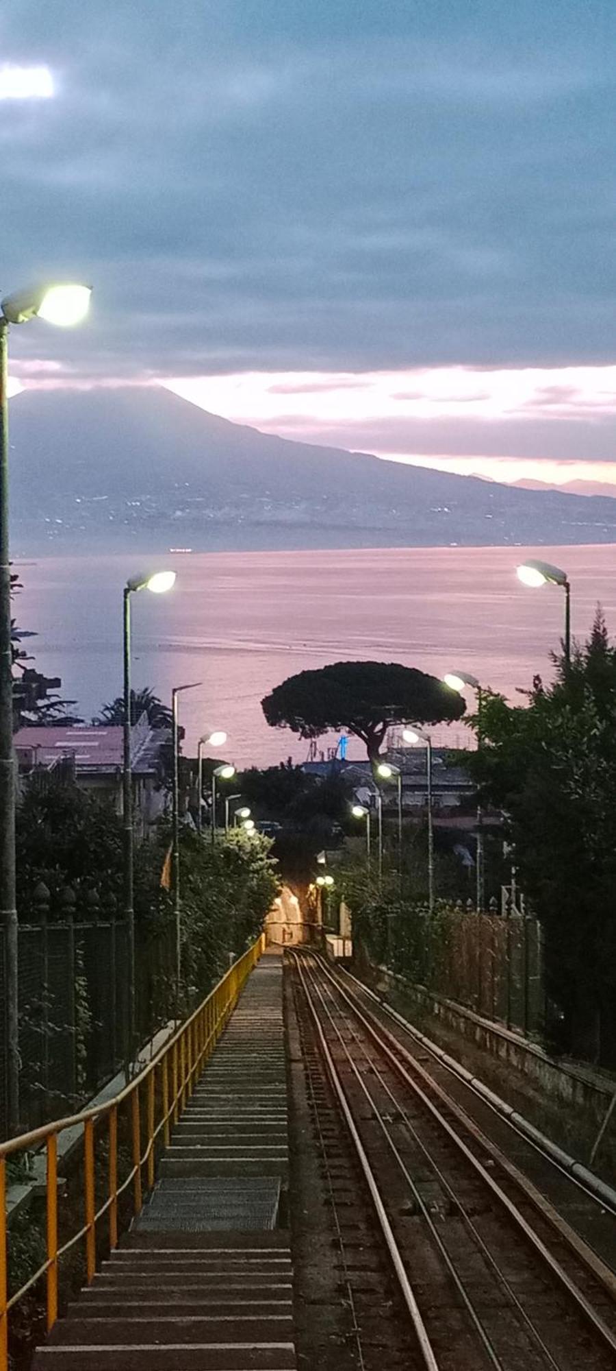 La Dimora Di Toto Hotel Naples Luaran gambar