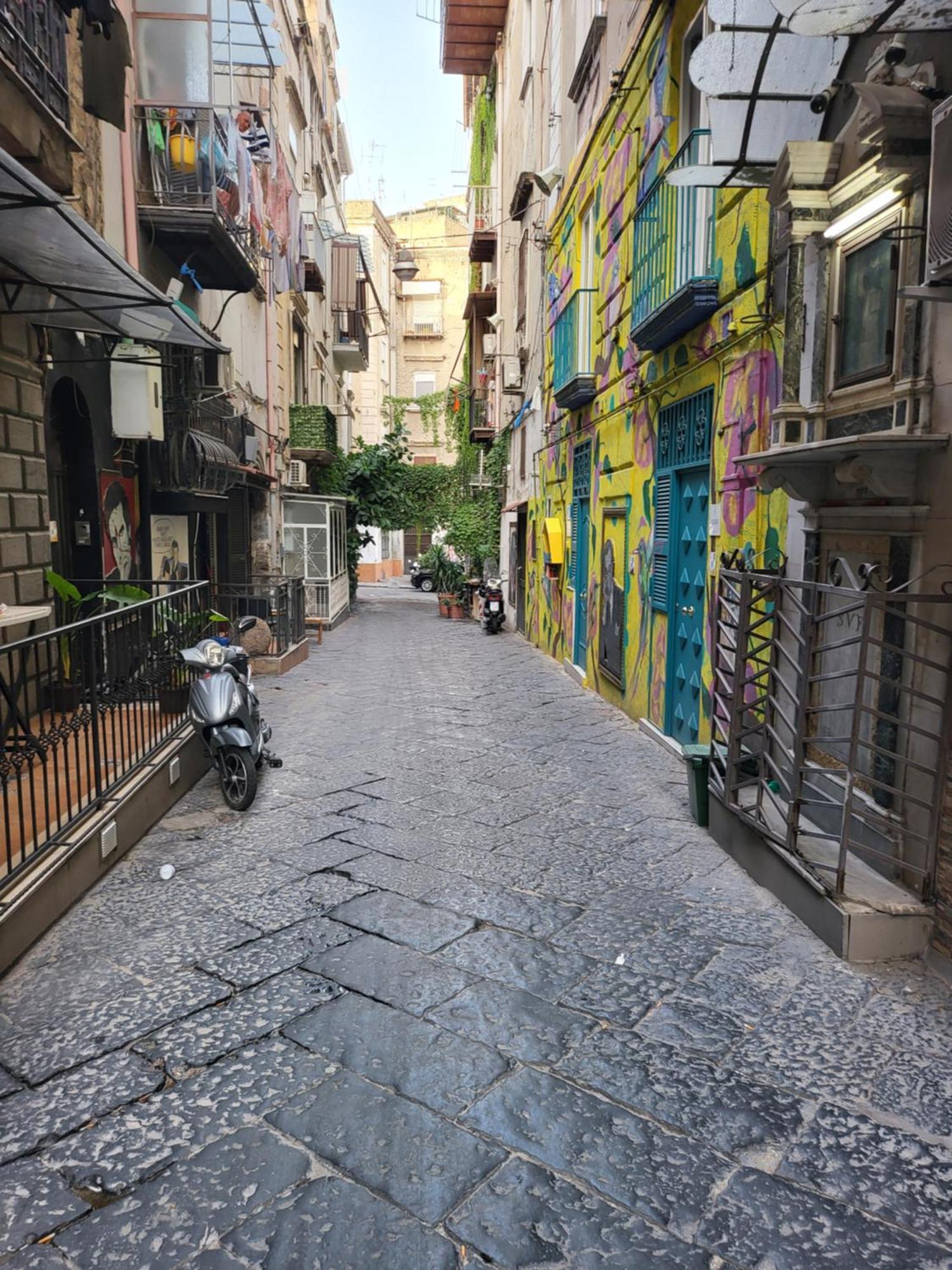 La Dimora Di Toto Hotel Naples Luaran gambar