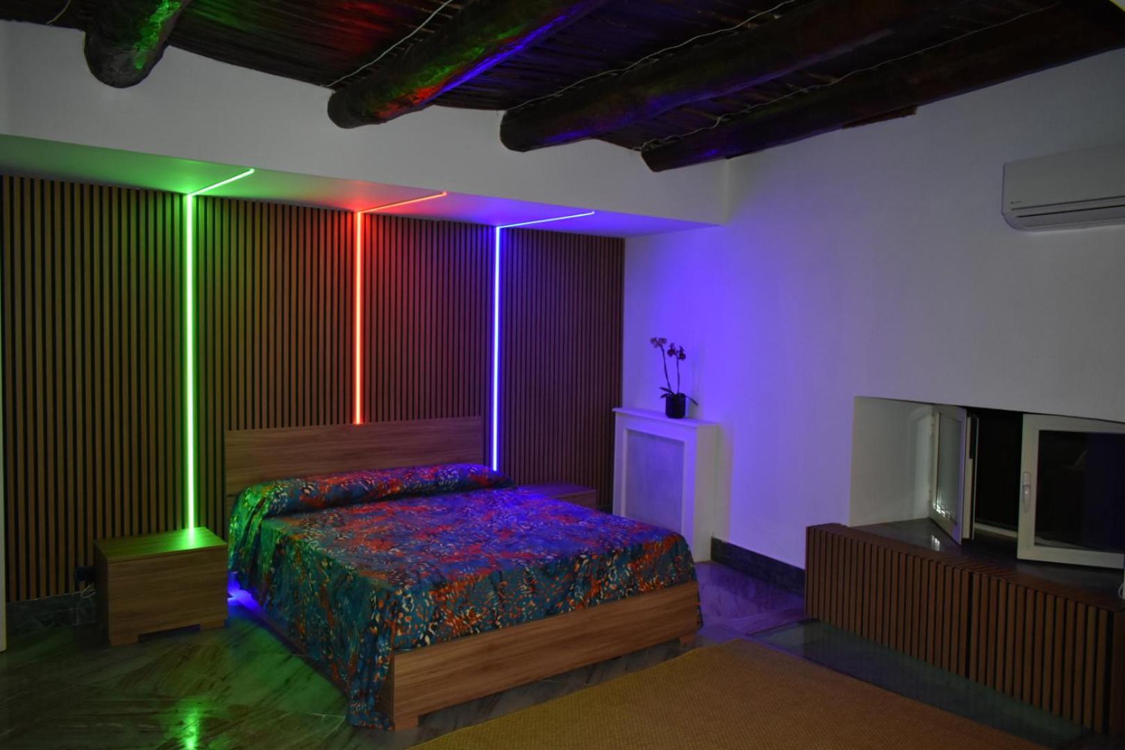 La Dimora Di Toto Hotel Naples Luaran gambar